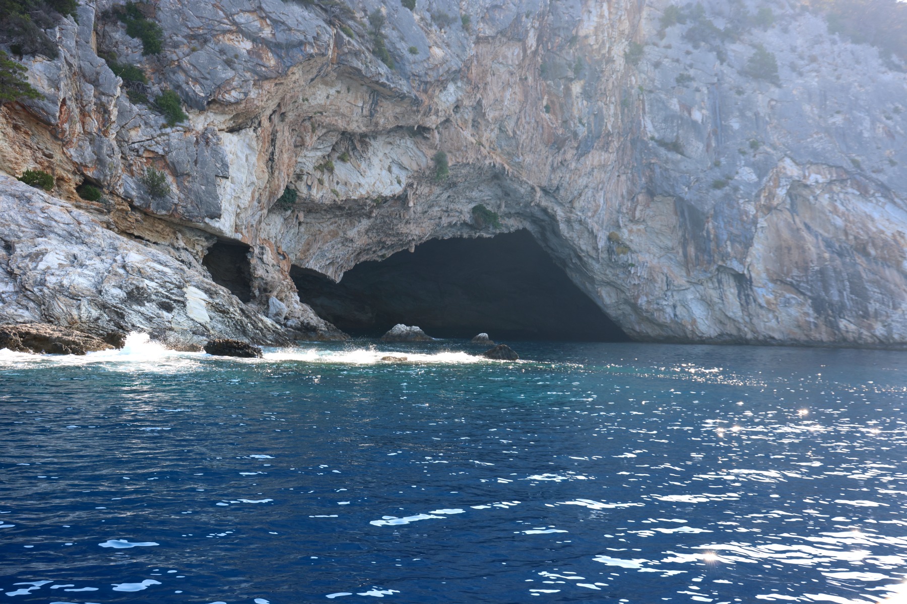Meganisi island - Papanikolis Cave