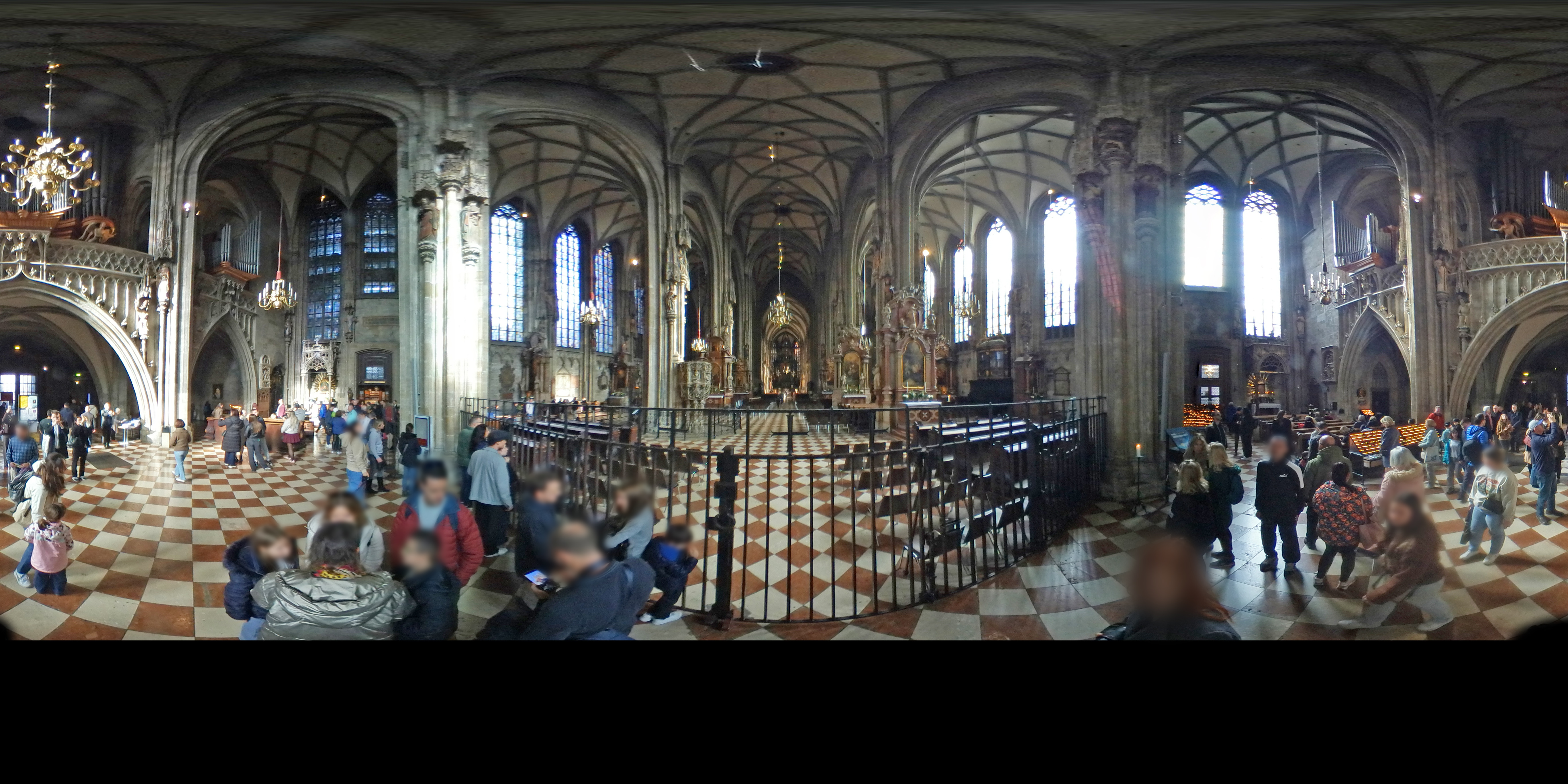 St. Stephen's Cathedral - 360 panorama
