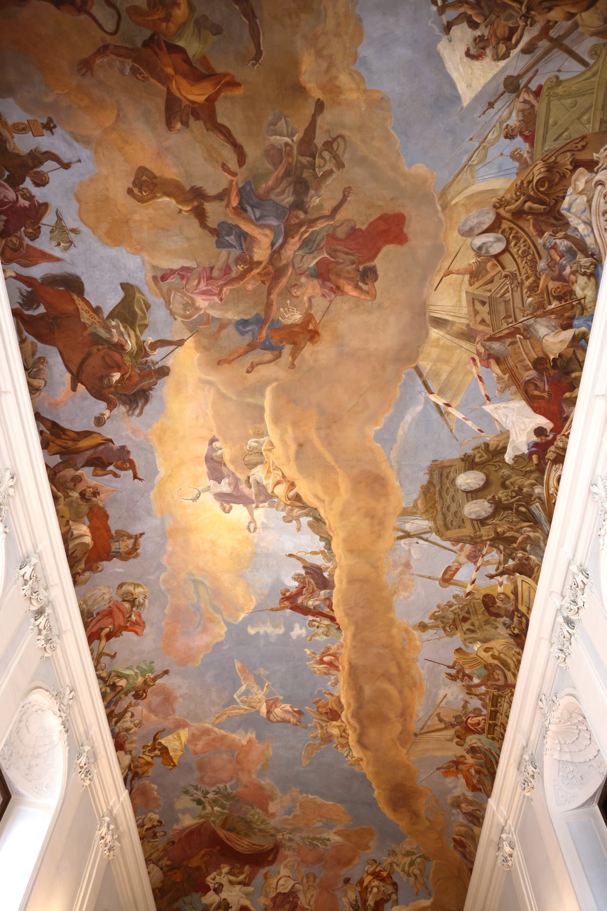 Schönbrunn - Palace - Ceiling