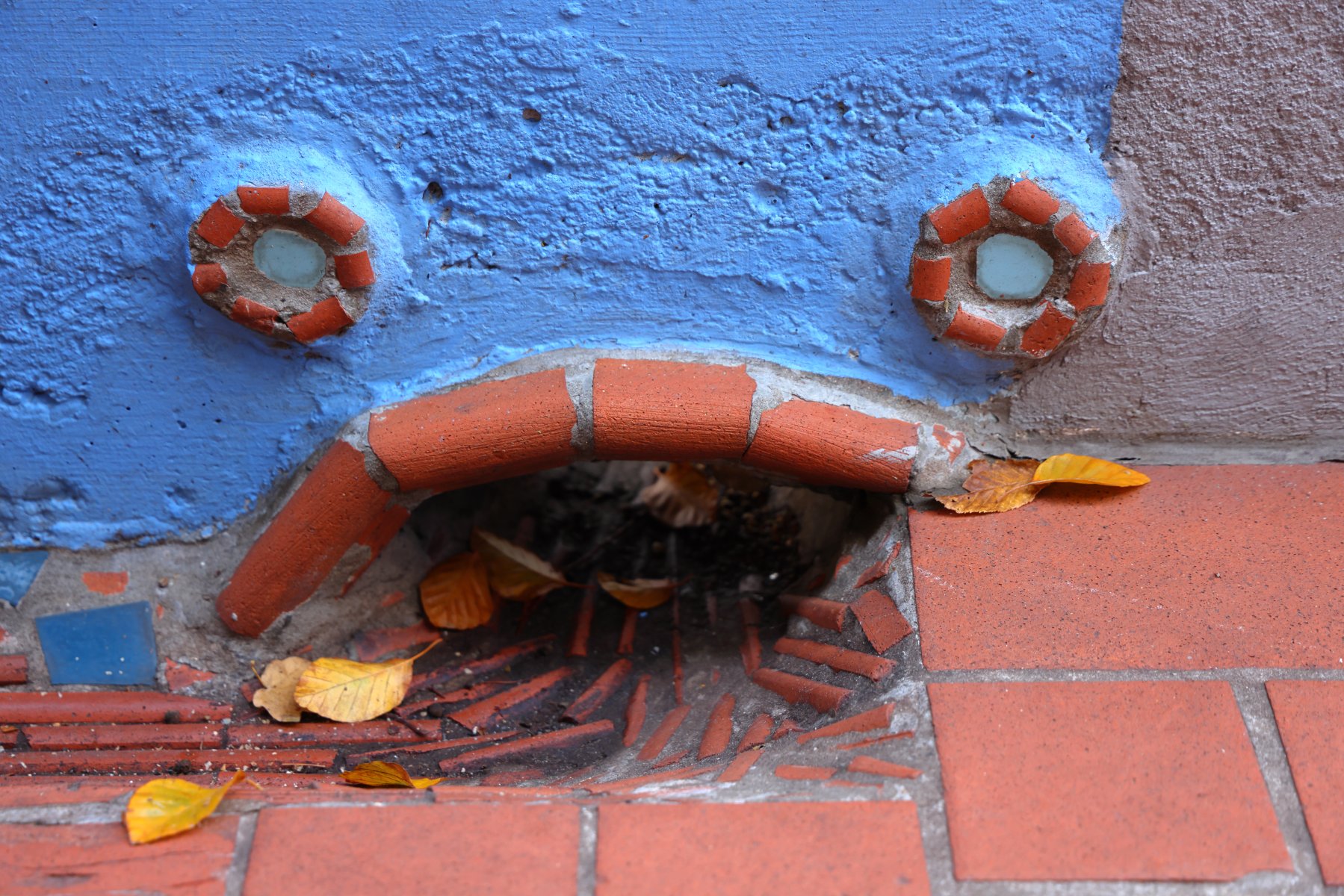 Hundertwasserhaus - Drain